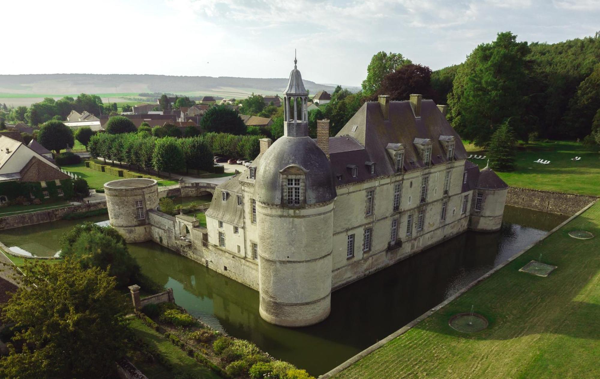 Le Chateau D'에토그 외부 사진